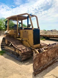 maquinaria-pesada-bulldozer